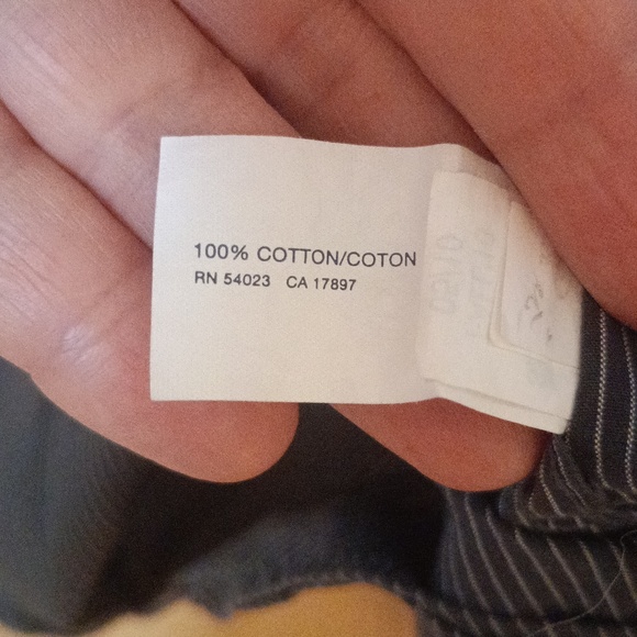 Men's Gap Premium Buttoned Down Long Sleeve Shirt - Picture 5 of 5